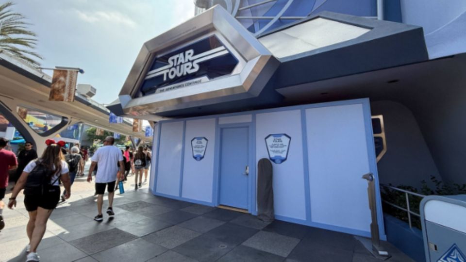 Atracción Star Tours en Disneylandia.