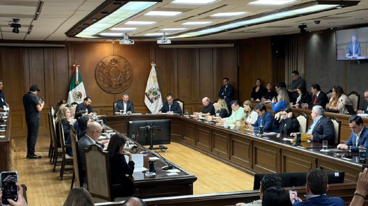 Defiende Adrián el número de regidores en Monterrey