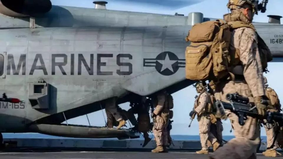 En las próximas horas llegarían hasta cinco mil marines a Oriente Medio.