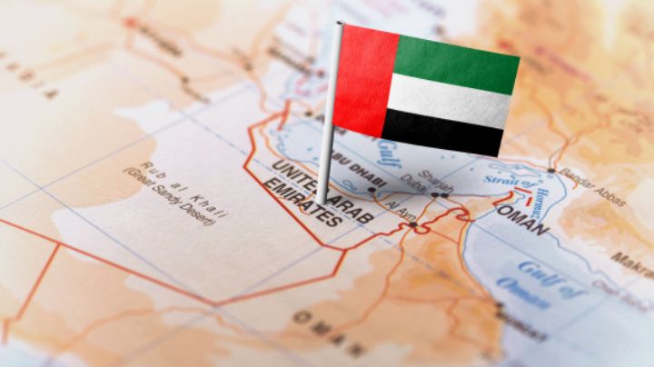 Emiratos Árabes Unidos cierra su espacio aéreo por nueva ola de ataques iraníes