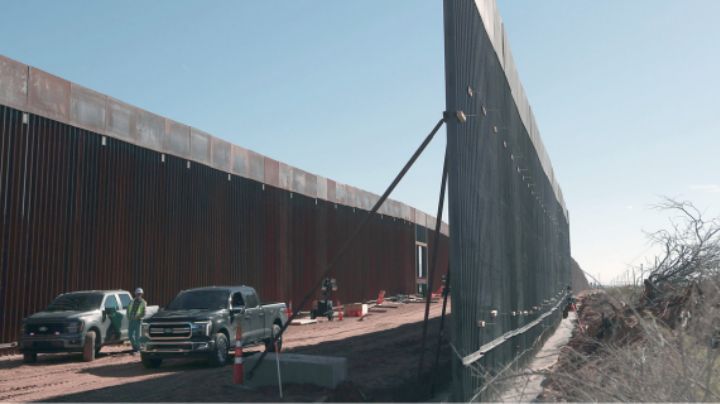 EU construye muro negro en la frontera de Cd. Juárez para impedir el paso de migrantes