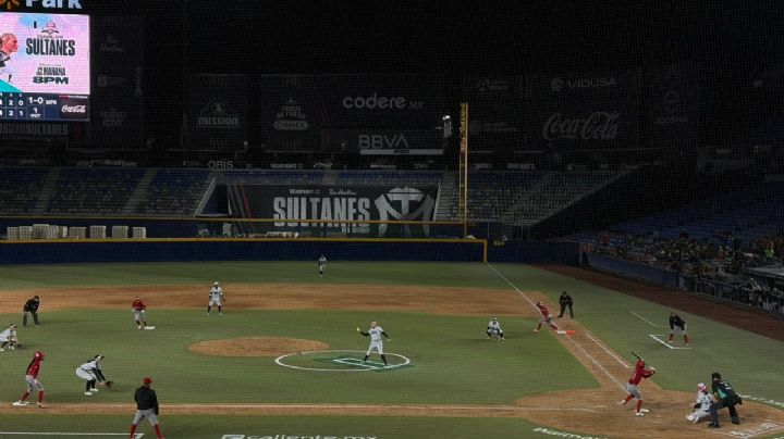 Sultanes Femenil pega primero 2-1 en la Serie de la Reina con triunfo en extra innings