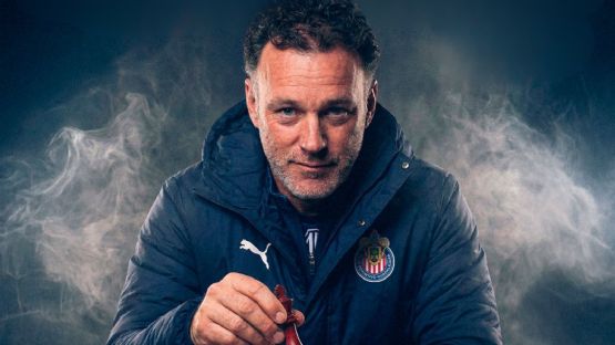 Milito: El que pudo ser DT de Rayados, los visita como líder y en medio de una crisis albiazul