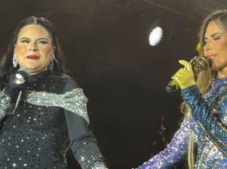 Gloria Trevi y María Raquenel sellan reconciliación en Los Ángeles
