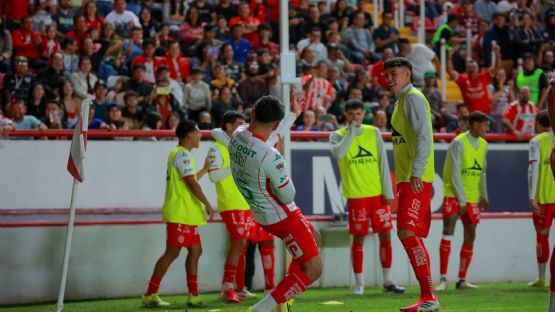 Necaxa golea 3-0 a Tijuana y se acerca a zona de Liguilla