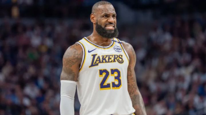 LeBron James iguala a Robert Parish con el récord de más partidos en la NBA