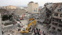 Ataca Israel y EU complejos nucleares iraníes