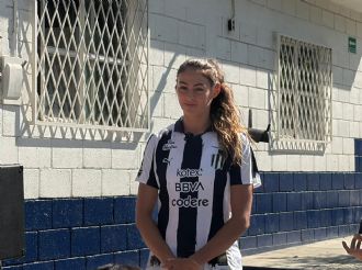 ‘Burky’ confía en superar a Desirée Monsivais como goleadora histórica de Rayadas: ‘Se va a dar’