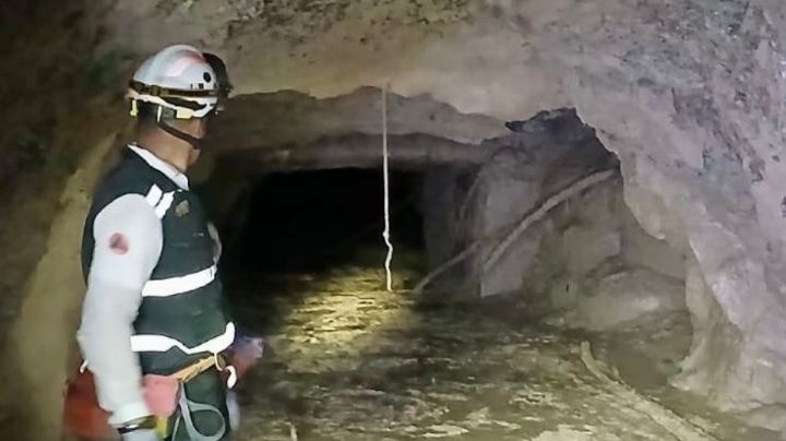 Rescatan con vida a uno de los 4 trabajadores atrapados en mina de Sinaloa
