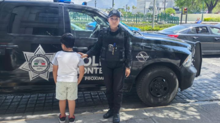 Niño se les escapa a sus papás de tienda de ropa en Morelos; policías lo encuentran sano y salvo