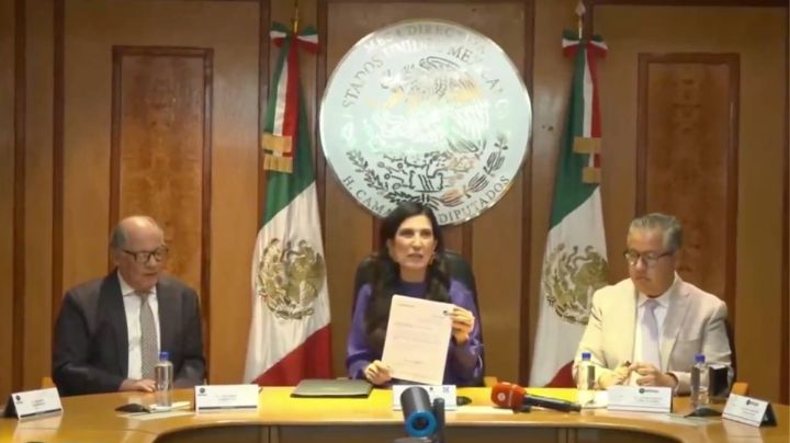 Reciben diputados reforma electoral de Sheinbaum