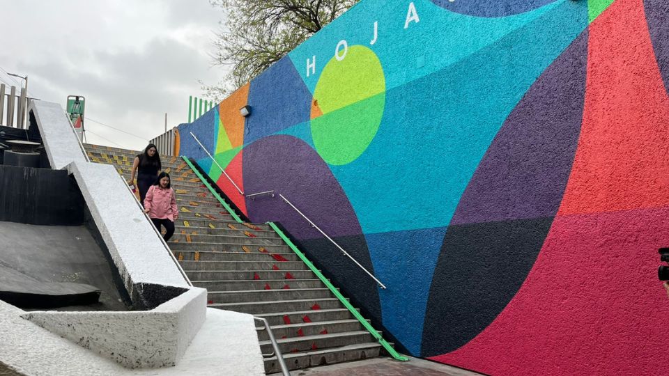 Mural en estación Zaragoza del Metro