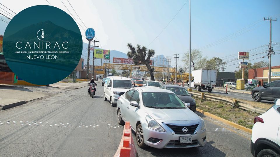Tráfico en avenida de Monterrey