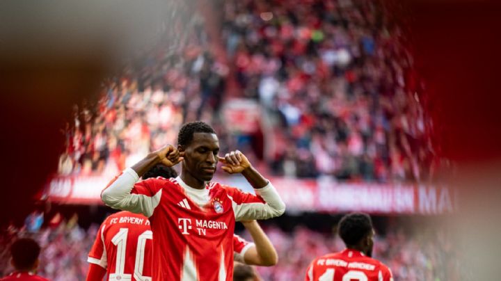 El Bayern Múnich conquista su Bundesliga 35 con una goleada 4-2 ante el Stuttgart