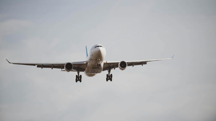 Declaran emergencia general en vuelo Houston-Monterrey; avión aterrizó exitosamente
