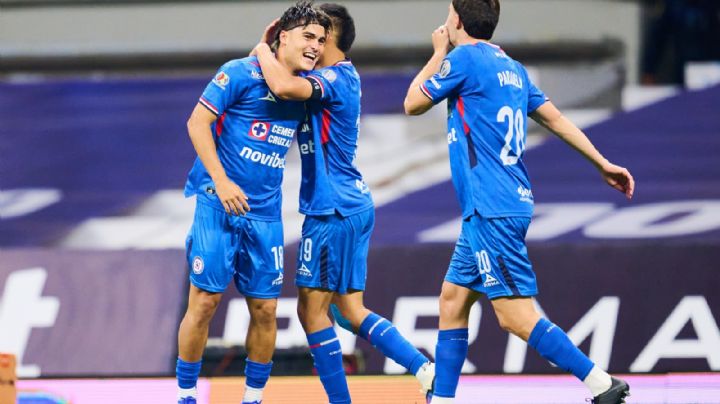 Cruz Azul golea a Necaxa, sube al tercer lugar y gana el millón de dólares de la Liga MX