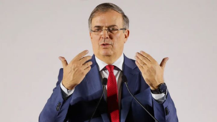México busca producir más y reducir compras a Asia, afirma Ebrard