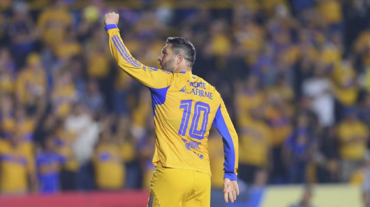 Ofrecen 16 mil dólares por jersey de Gignac; reinician subasta y lo cambian por uno ´preparado´
