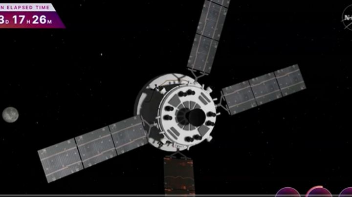 NASA revela la primera foto de la cara oculta de la Luna