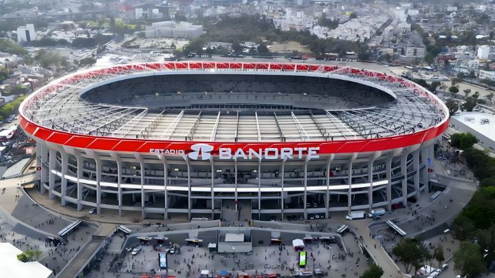 Protestan dueños de palcos y plateas en el Estadio Azteca a días del Mundial 2026