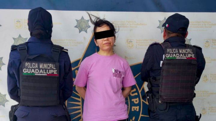 Detienen a mujer con vehículo robado en Guadalupe