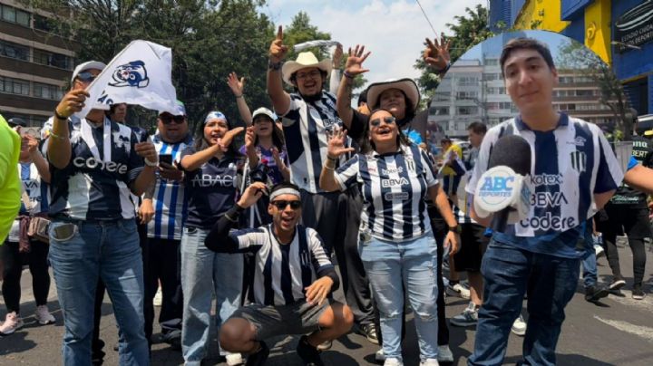 Aficionado viaja 12 horas en autobús para apoyar a Rayadas en la Final