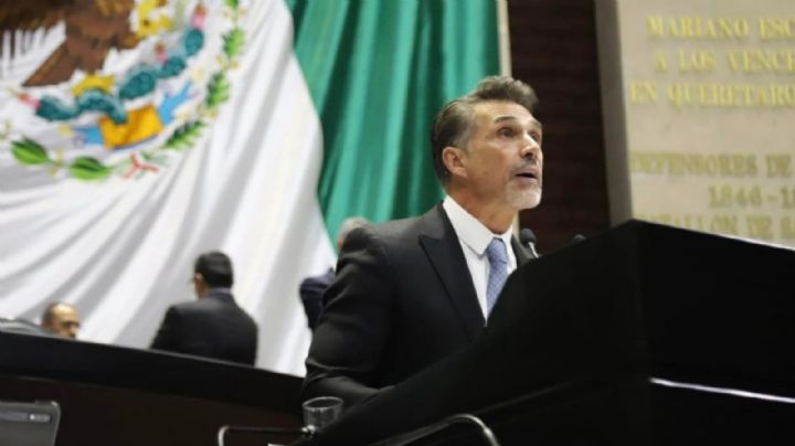 Sergio Mayer renuncia de forma irrevocable a su militancia en Morena