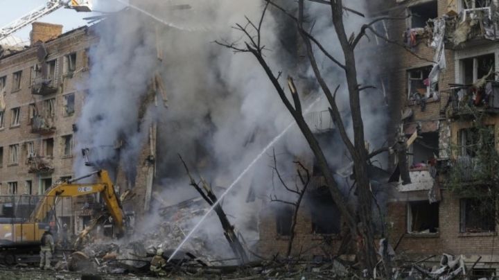 Rusia anuncia bombardeos masivos contra Kiev y exige la evacuación urgente de diplomáticos