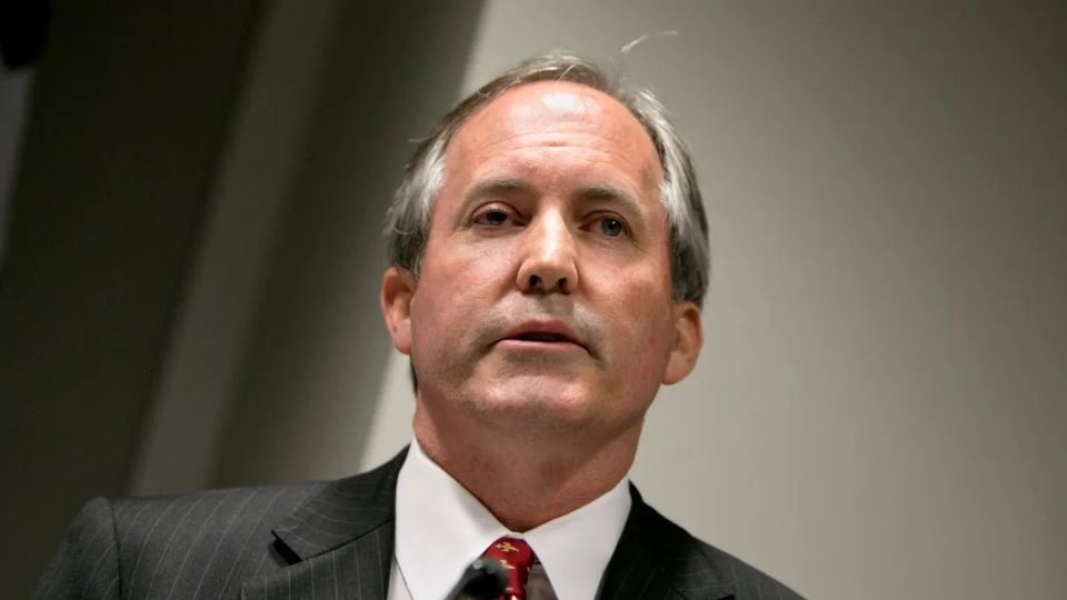 Paxton obtuvo más del 62 % de los votos, frente al 37 % de Cornyn, según las proyecciones de los principales medios estadounidenses.