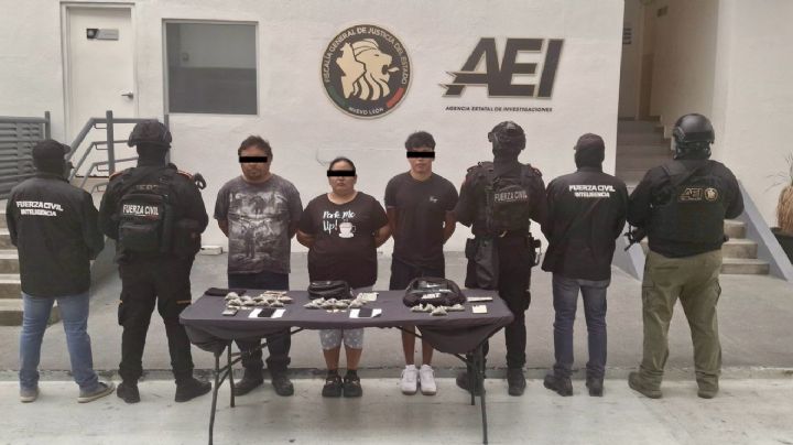 Detienen a cinco presuntos generadores de violencia con armas y drogas en Monterrey