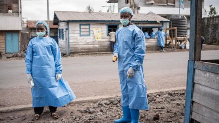 Uganda anuncia cierre temporal de su frontera con el Congo por propagación de brote de ébola