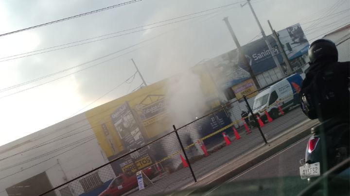 Fuga de gas causa desalojo de casas y negocios en Monterrey
