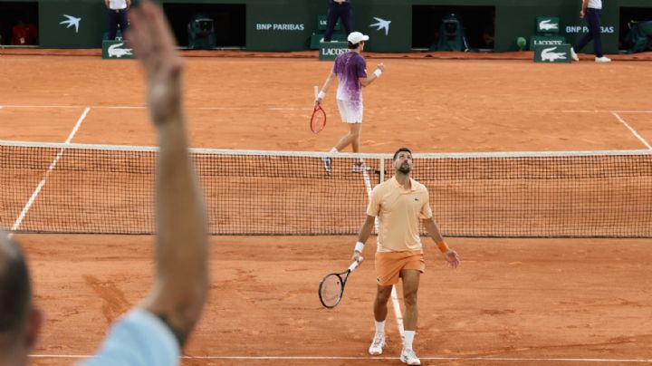 Joao Fonseca de 19 años, elimina a Djokovic de Roland garros y hace historia