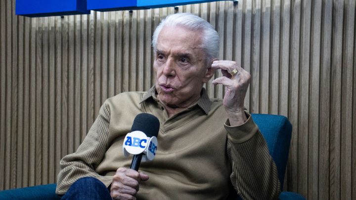 Enrique Guzmán se despide de los escenarios junto a Angélica María y revela sus planes a futuro