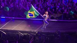 Shakira reúne a más de dos millones de personas en concierto en Rio Janeiro