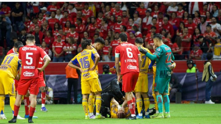 Trasladan a Marcelo Flores a hospital tras salir lesionado de Final de 'Conca'
