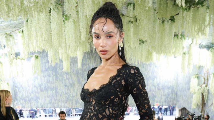 Misterio en la Met Gala: Sorprende Zoë Kravitz por la ausencia de su anillo de compromiso