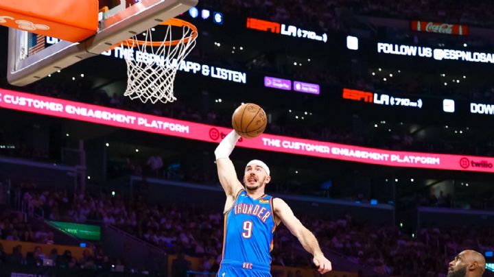 Los Thunder, una apisonadora, dejan a los Lakers al borde del abismo