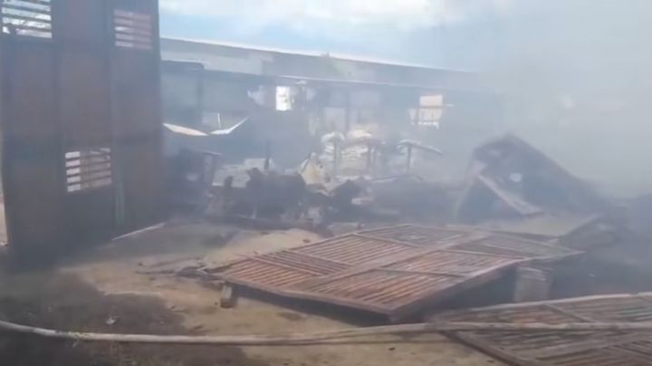 Se incendia planta recicladora en Salinas Victoria