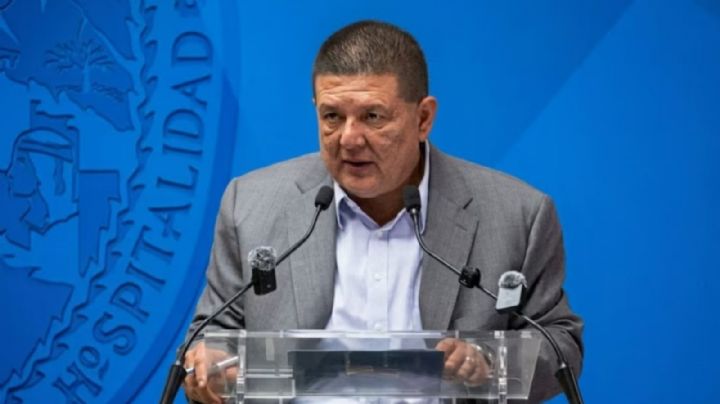 Exfiscal de Chihuahua comparece ante la FGR por agentes de la CIA y laboratorio clandestino