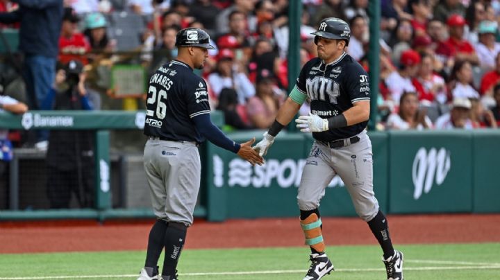 Sultanes de Monterrey sufre paliza 13-3 ante Diablos Rojos y pierden la serie