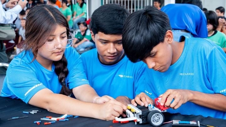 Robots, fútbol y tecnología: estudiantes de García ponen a prueba sus habilidades STEM