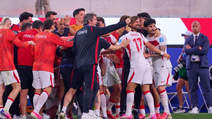 Turquía gana de último minuto a Estados Unidos 3-2, pese a estar eliminados del Grupo D del Mundial