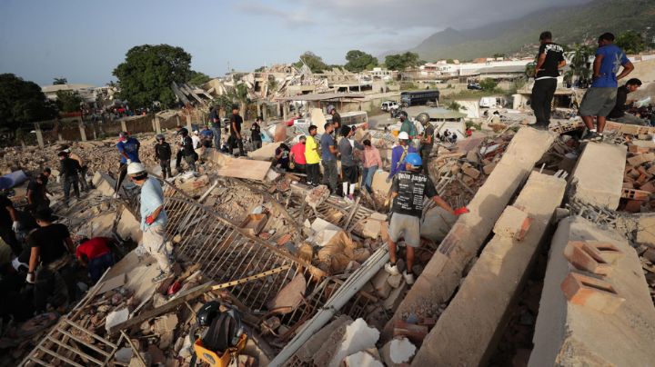 Se elevan a 1,430 las personas fallecidas por el doble terremoto en Venezuela
