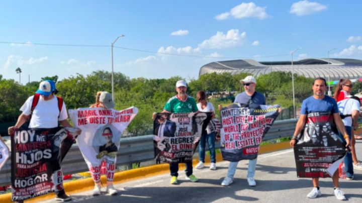 'Queremos mostrar al mundo lo que vivimos': víctimas de Proyectos 9 protestan en partido mundialista
