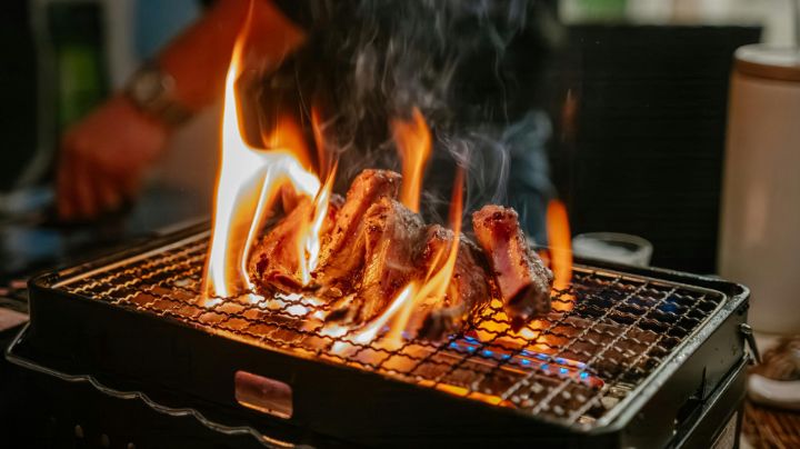 Muere hombre al intentar prender carbón para asar carne en Piedras Negras
