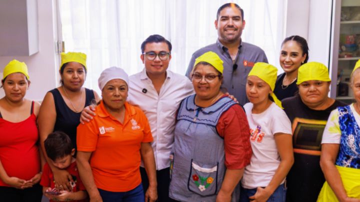 Recorre Félix Arratia Centros Comunitarios