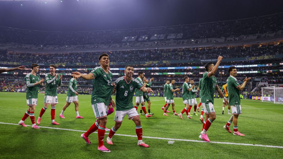 Festejos de la Selección Mexicana tras un triunfo en el Estadio Azteca durante el Mundial 2026