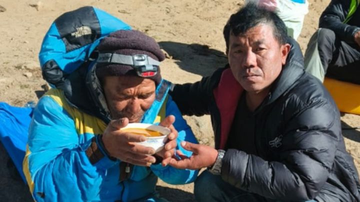 Milagro en el Everest: Rescatan a hombre que pasó 6 días desaparecido en la montaña
