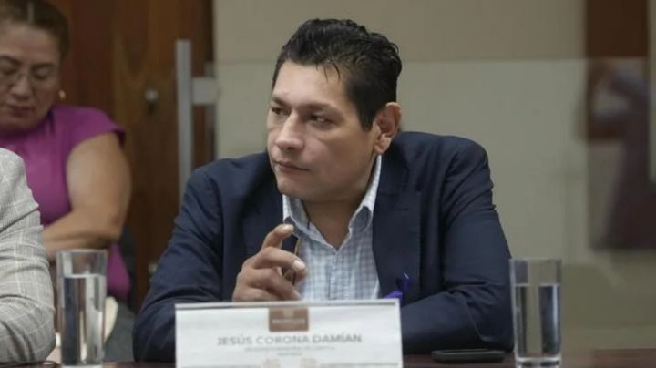 Vinculan a proceso por extorsión a Jesús Corona Damián, alcalde de Cuautla